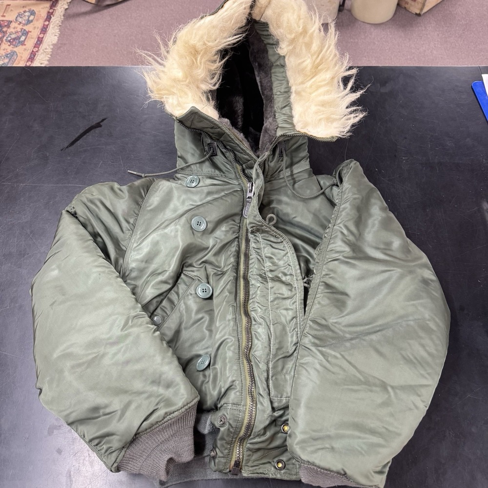 U.S. Air Force N-2B Jacket, Flying Mans Heavy Attached Hood Size Medium